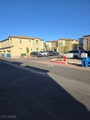 $2,350 | 212 Wewatta Avenue, Henderson, NV 89011