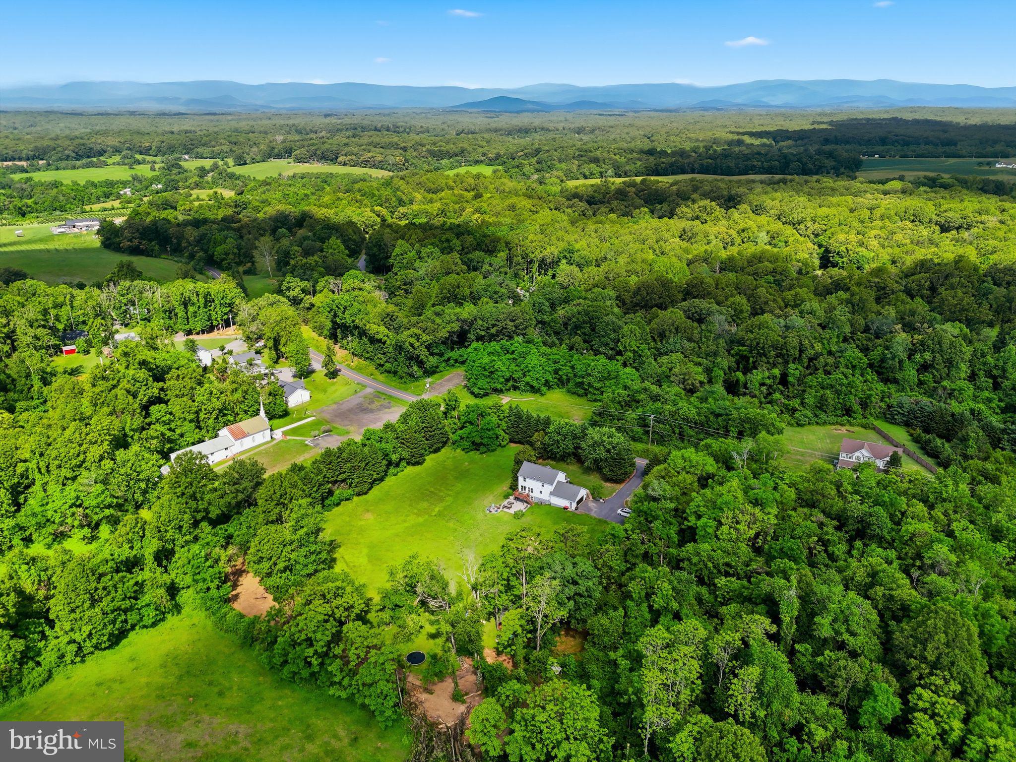 18198 Springs Road Jeffersonton, VA 22724 - Photo 67 of 80 Country life