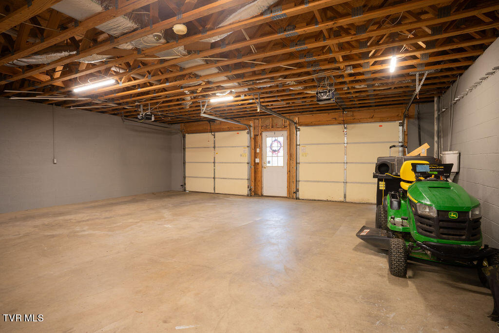 127 Stage Road Jonesborough, TN 37659 - Photo 27 of 45 A-2