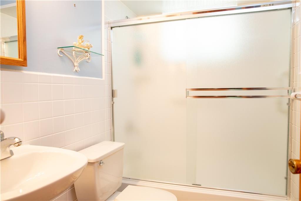 3651 Middletown Road Pittsburgh, PA 15204 - Photo 11 of 18 Gallery Image 11