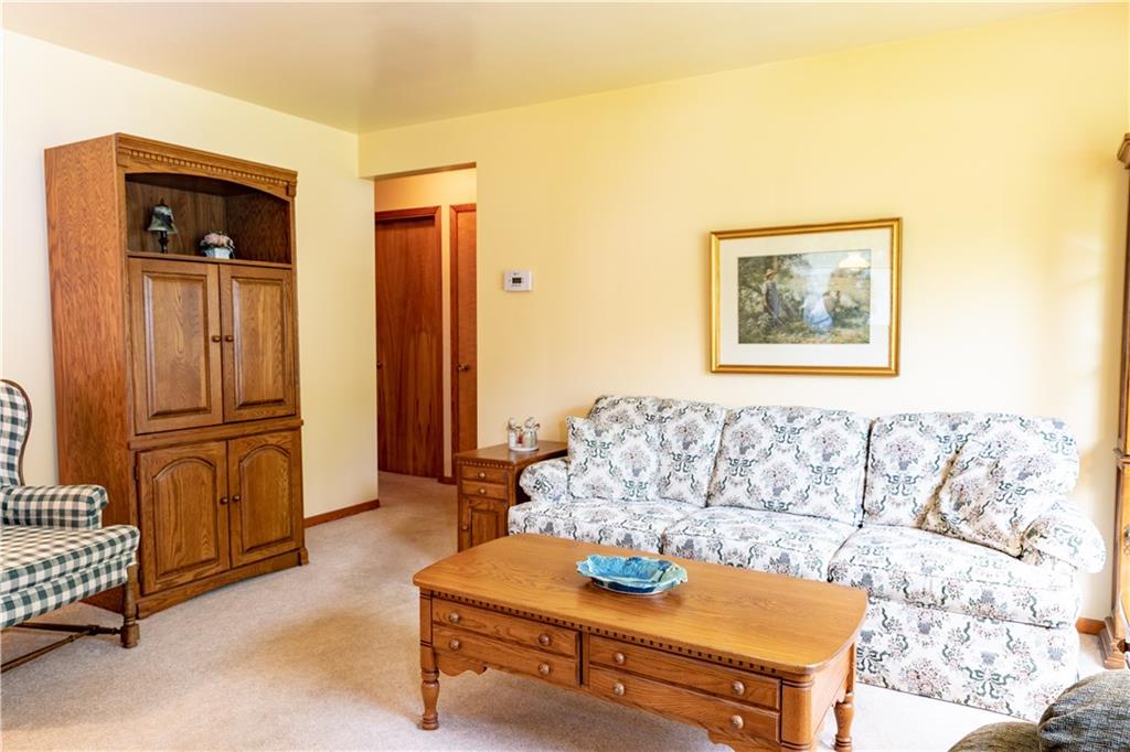 3651 Middletown Road Pittsburgh, PA 15204 - Photo 6 of 18 Gallery Image 6