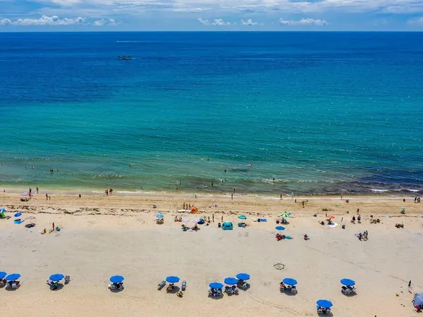 $2,350 | 701 Southeast 4th Street, Unit WEST, Boynton Beach, FL 33435