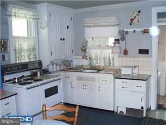 2033 Fair Road Summit Station, PA 17972 - Photo 2 of 7 Kitchen
