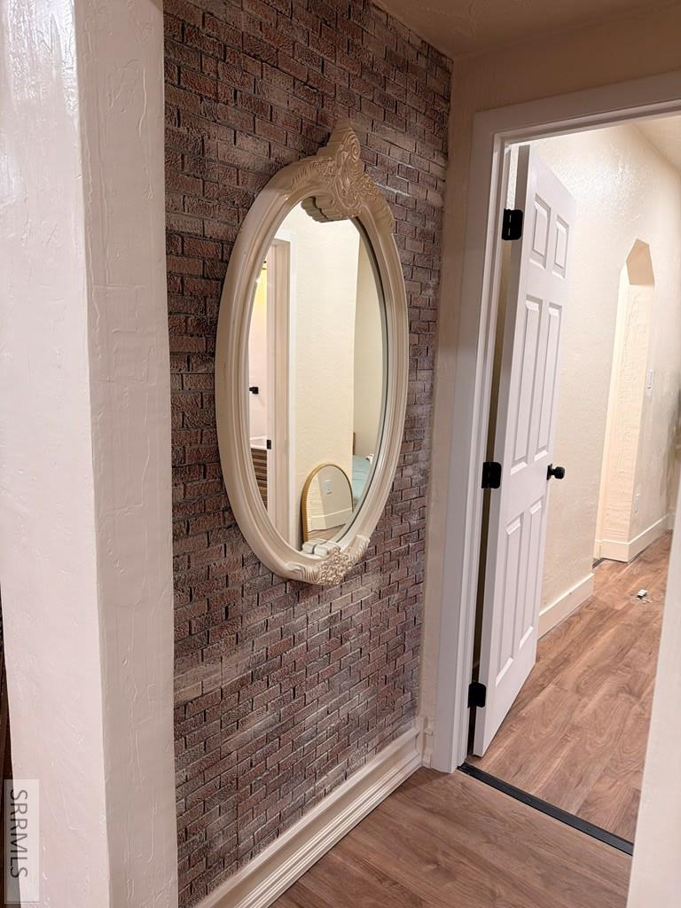 656 West Lander Street Pocatello, ID 83204 - Photo 34 of 39 Accent Wall Between Bathrooms