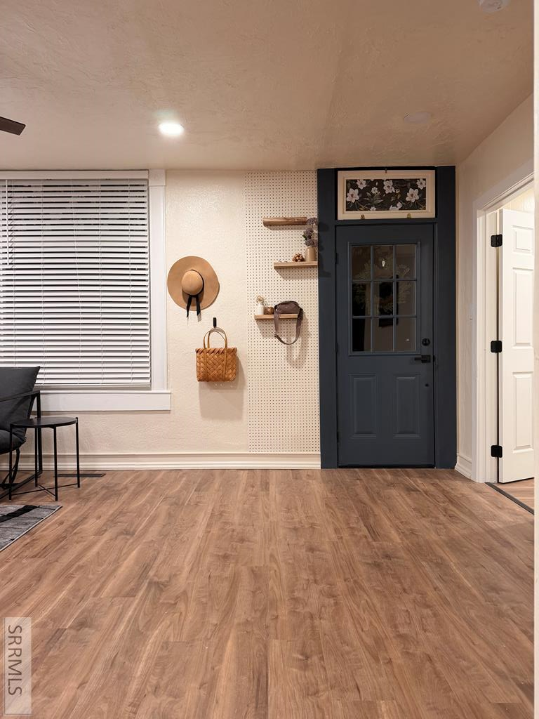 656 West Lander Street Pocatello, ID 83204 - Photo 9 of 39 Front Entry Staged