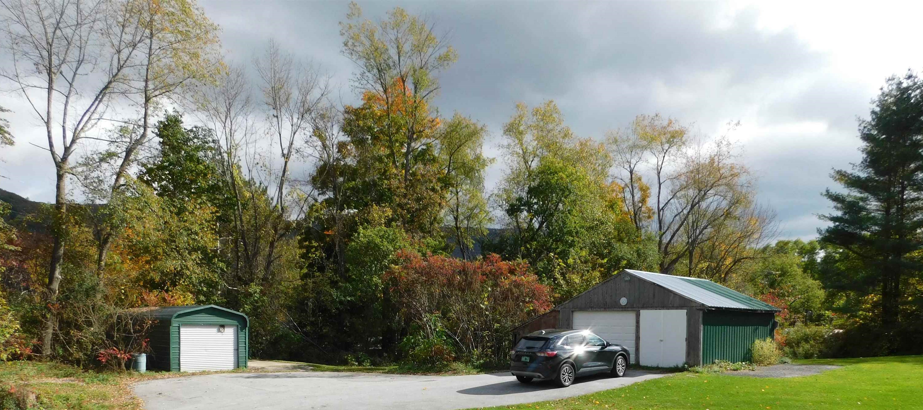 19 Holland Heights Road Mount Tabor, VT 05739 - Photo 4 of 12 Gallery Image 4