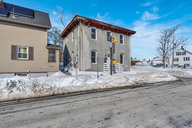 $275,000 | 95 Hancock Street, Lawrence, MA 01841