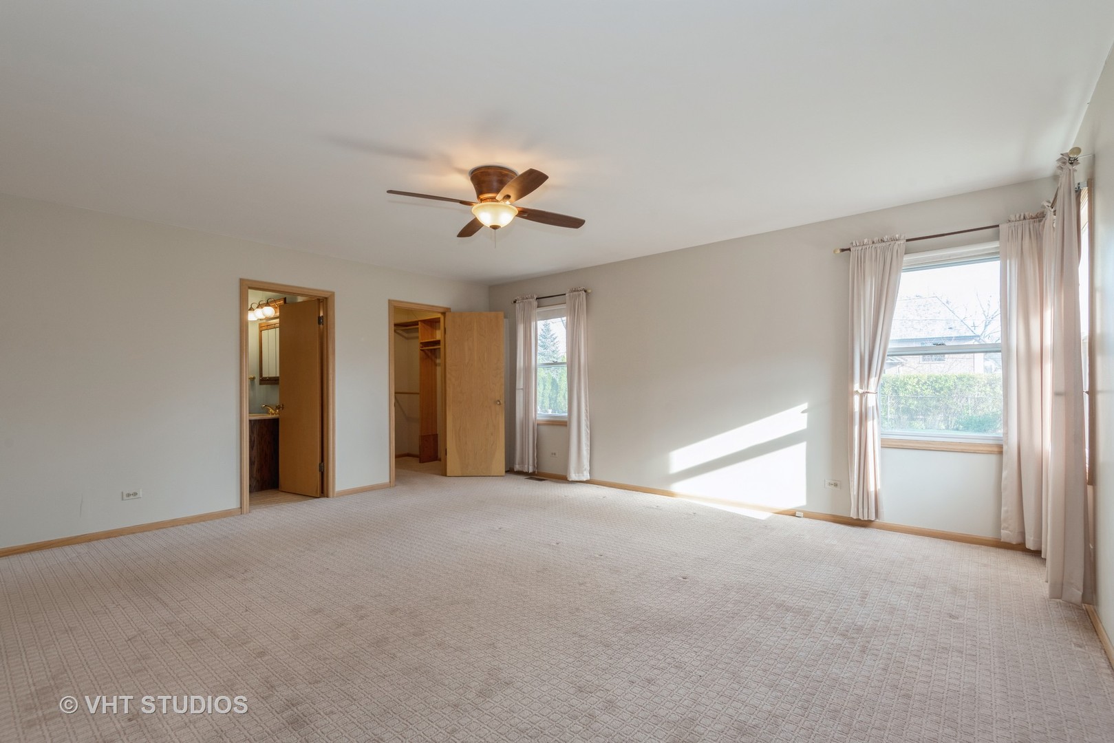 609 Hillside Road Glenview, IL 60025 - Photo 8 of 18