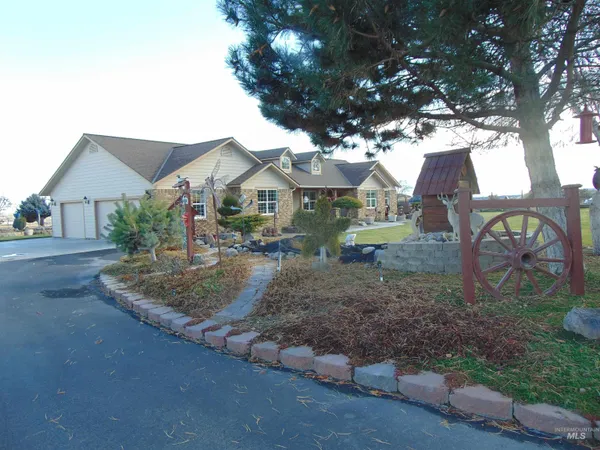 $869,000 | 452 Thayer Drive, Ontario, OR 97914