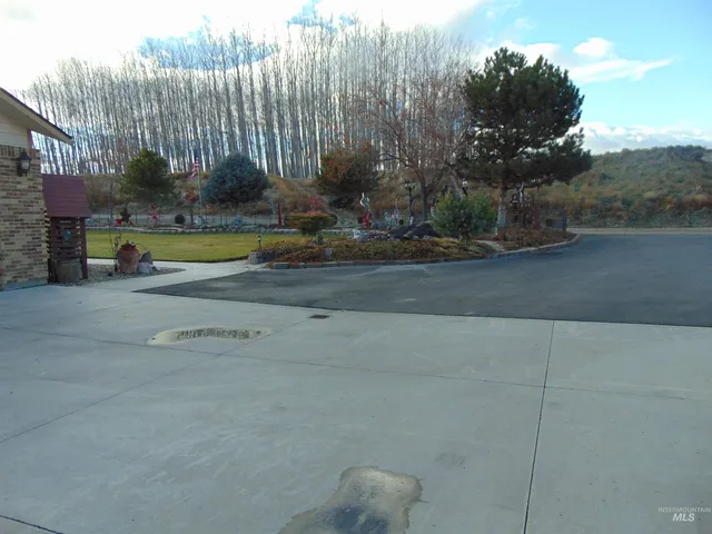 $869,000 | 452 Thayer Drive, Ontario, OR 97914