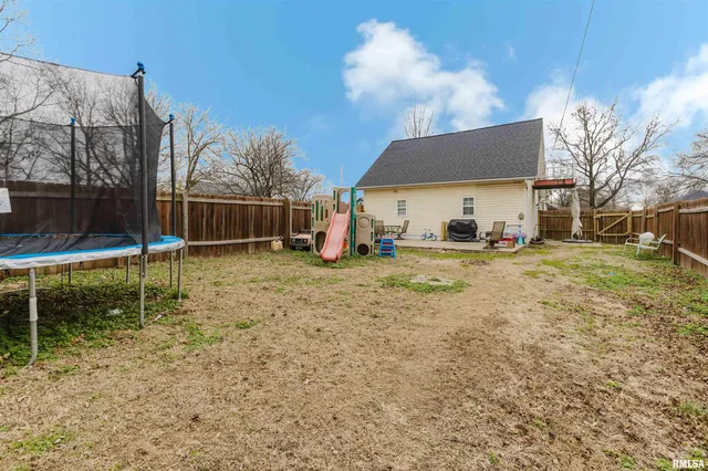 $168,500 | 201 North Day Street, West Frankfort, IL 62896