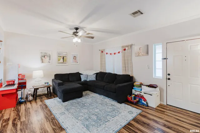 $168,500 | 201 North Day Street, West Frankfort, IL 62896