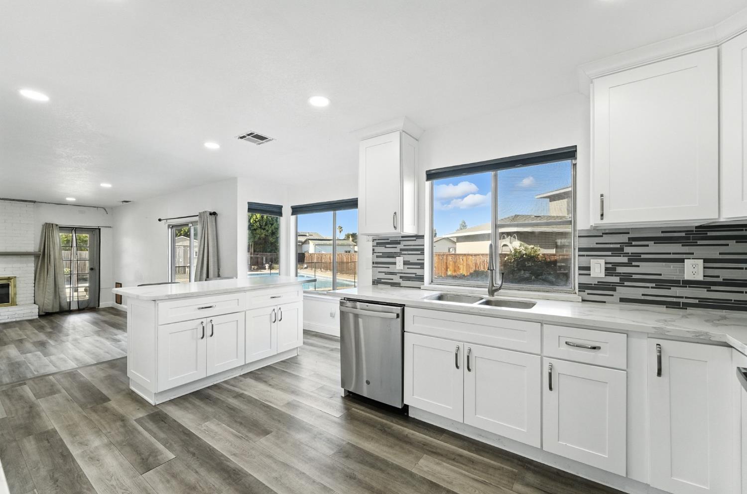 1309 Ruffino Court Manteca, CA 95336 - Photo 12 of 64