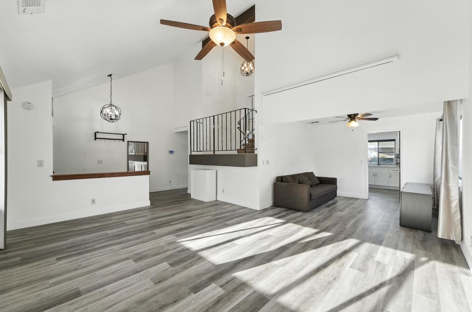 1309 Ruffino Court Manteca, CA 95336 - Photo 9 of 64