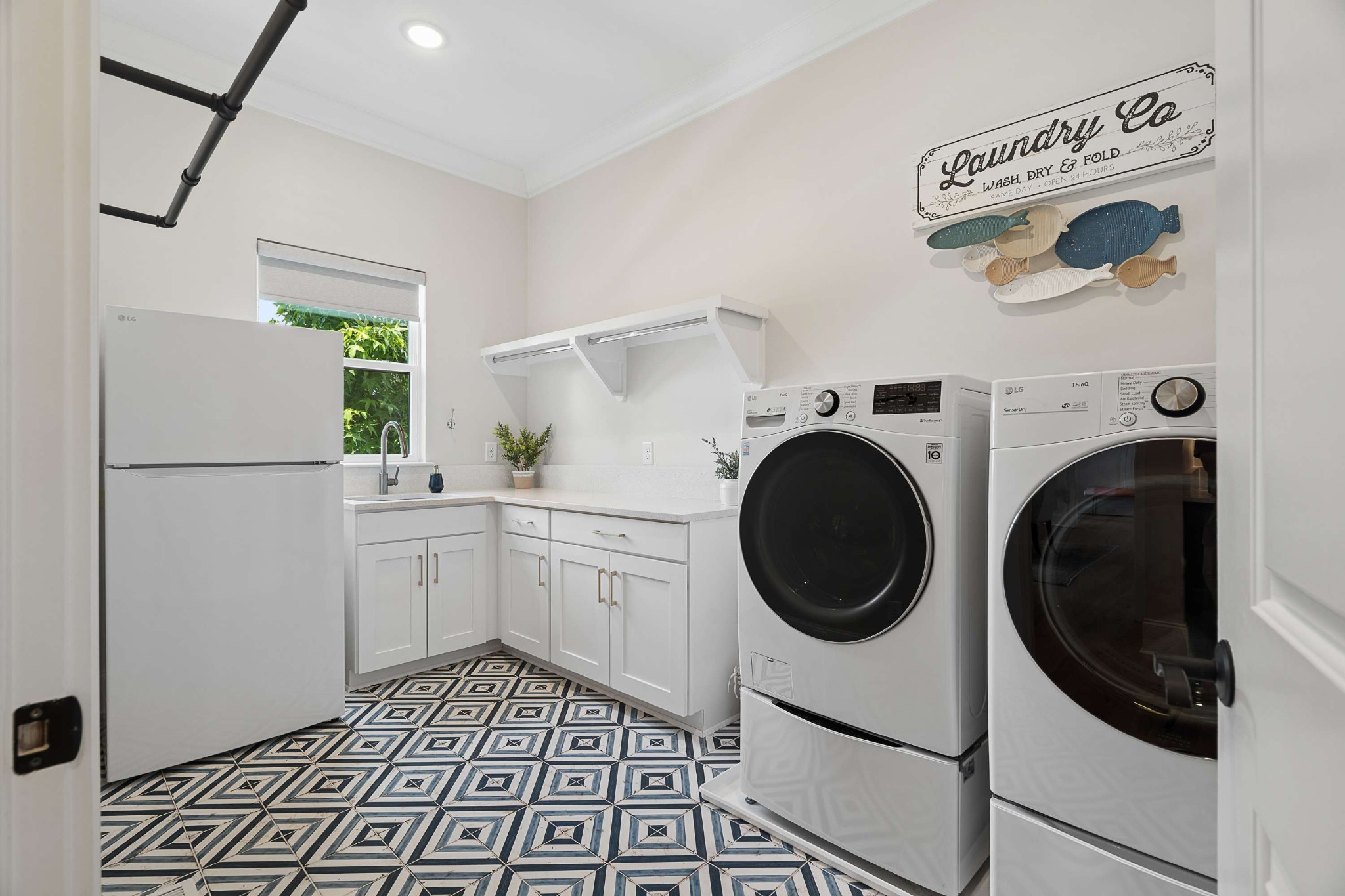 6004 Lookaway Circle Franklin, TN 37067 - Photo 41 of 71 a kitchen with a refrigerator and washer