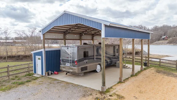 $159,900 | 2117 Hardin Bottom River Road, Clifton, TN 38425