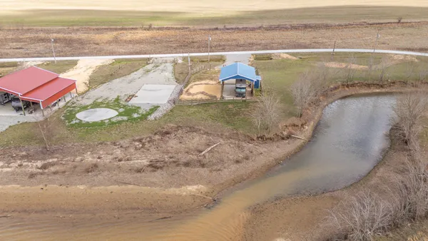 $159,900 | 2117 Hardin Bottom River Road, Clifton, TN 38425