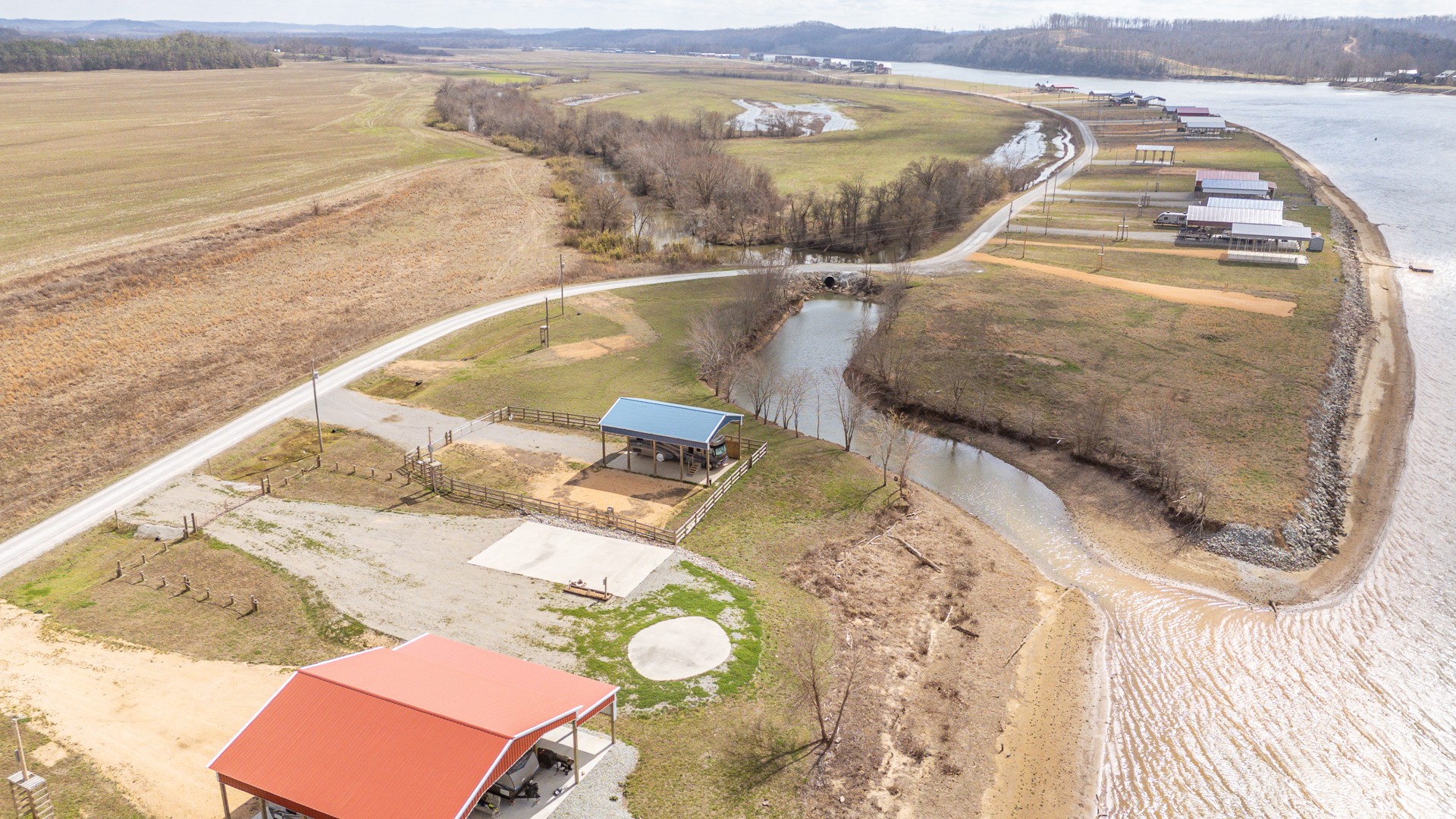 2117 Hardin Bottom River Road Clifton, TN 38425 - Photo 22 of 34