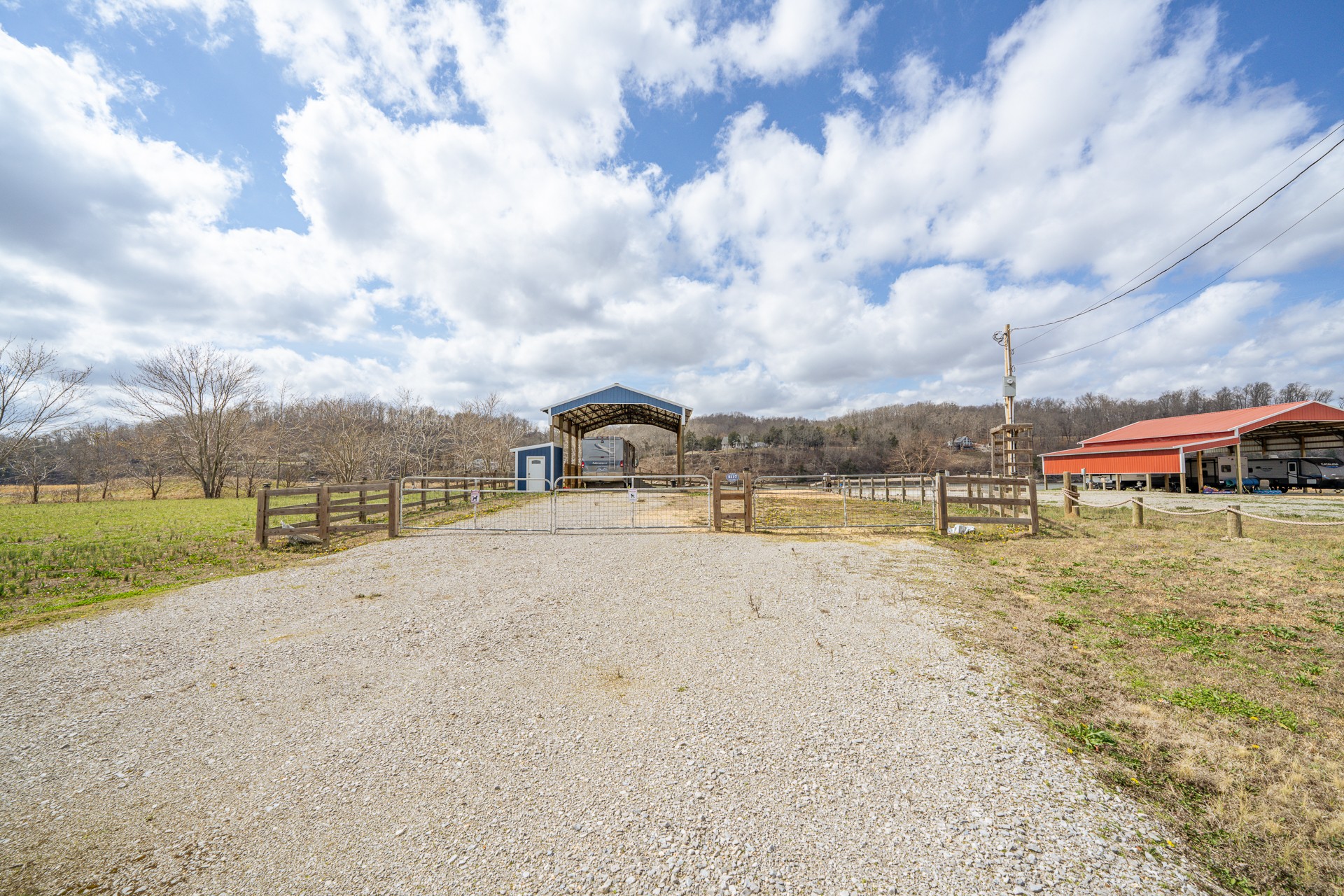 2117 Hardin Bottom River Road Clifton, TN 38425 - Photo 27 of 34
