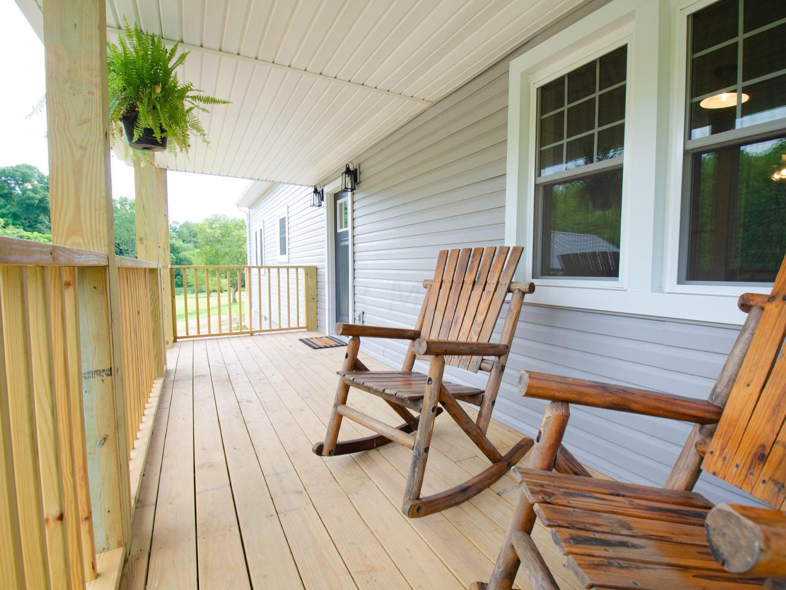 5525 Ireland Road Northeast Lancaster, OH 43130 - Photo 5 of 41