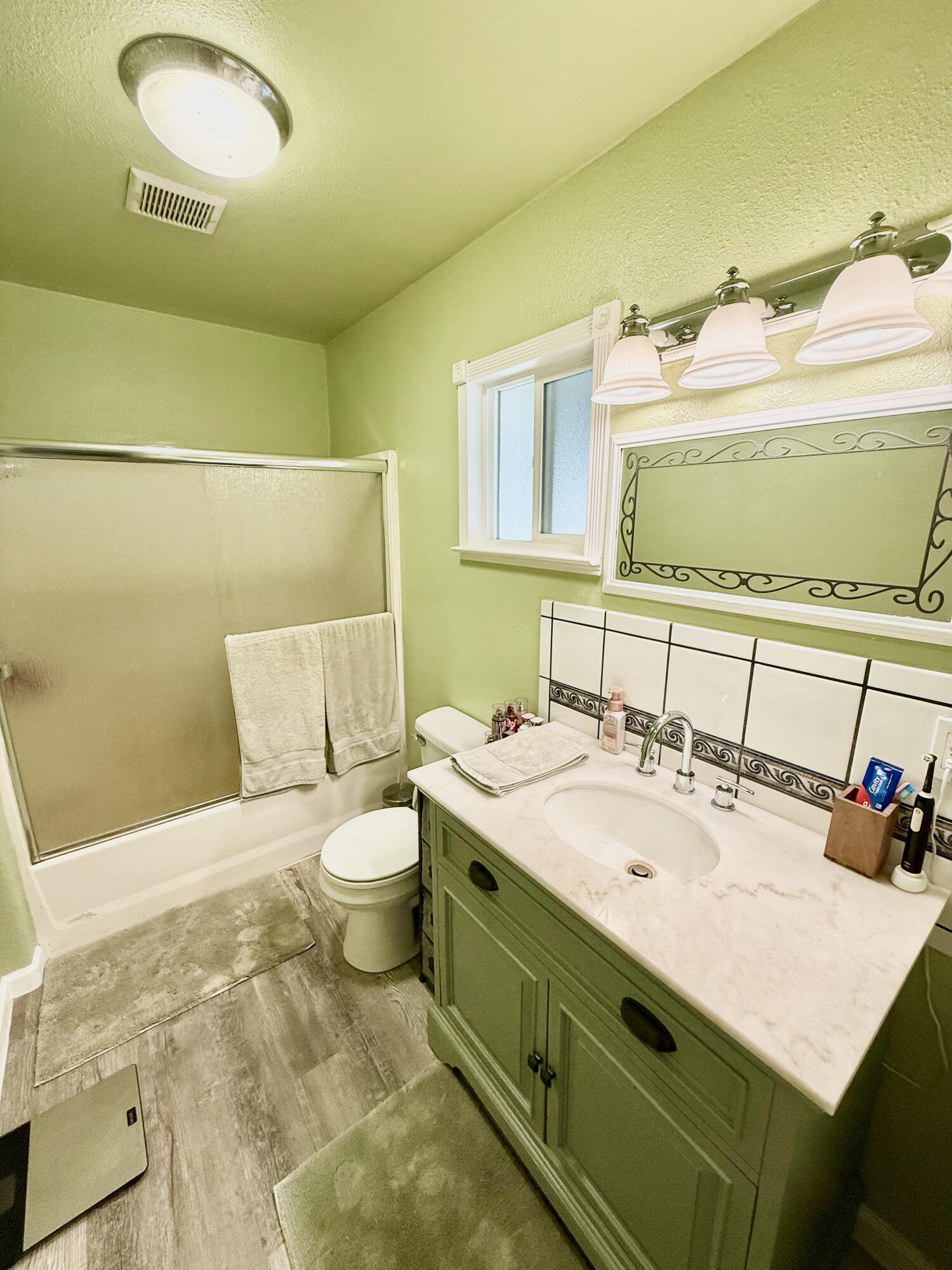 22011 Reading Drive Anderson, CA 96007 - Photo 7 of 10 IMG_3179