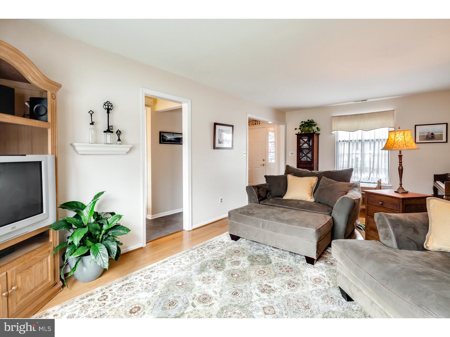 82 Euston Road South Marlton, NJ 08053 - Photo 4 of 22 Gallery Image 4