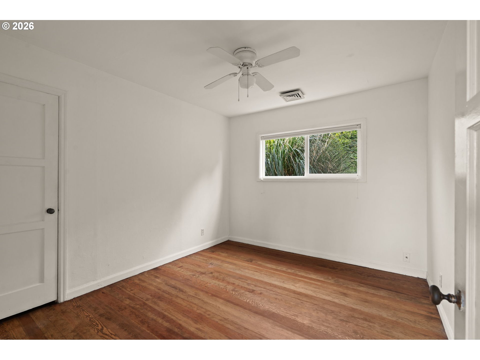 357 West Niagara Avenue Astoria, OR 97103 - Photo 11 of 19