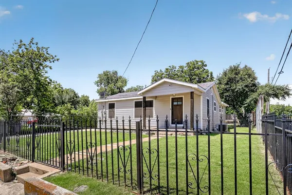 $349,990 | 3459 Palacios Avenue, Dallas, TX 75212