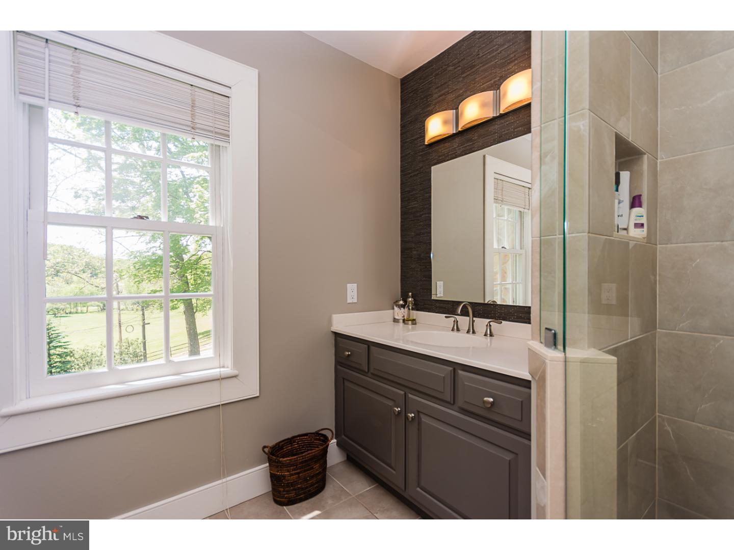401 Inveraray Road Villanova, PA 19085 - Photo 16 of 25 Bathroom