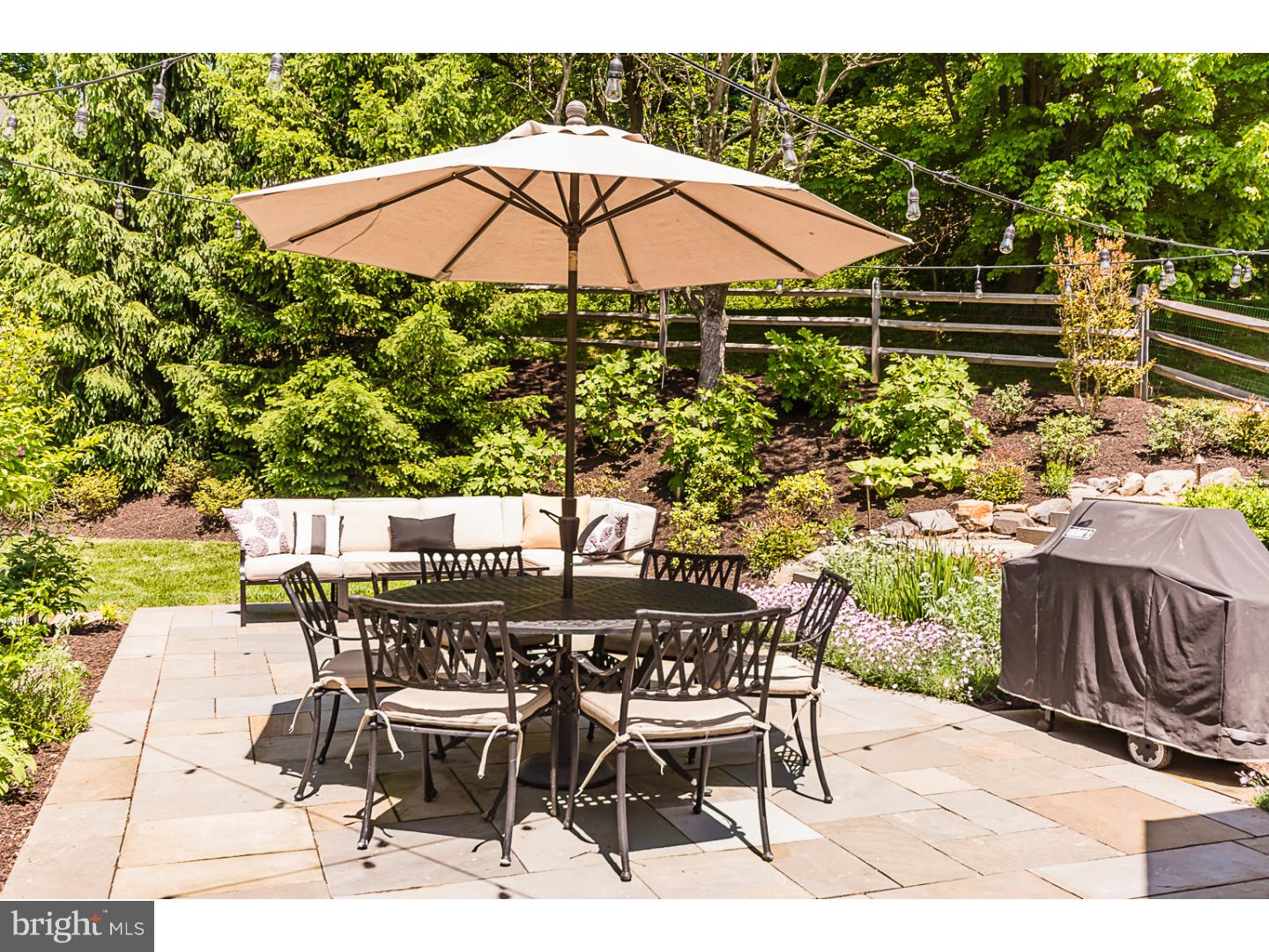 401 Inveraray Road Villanova, PA 19085 - Photo 25 of 25 Patio