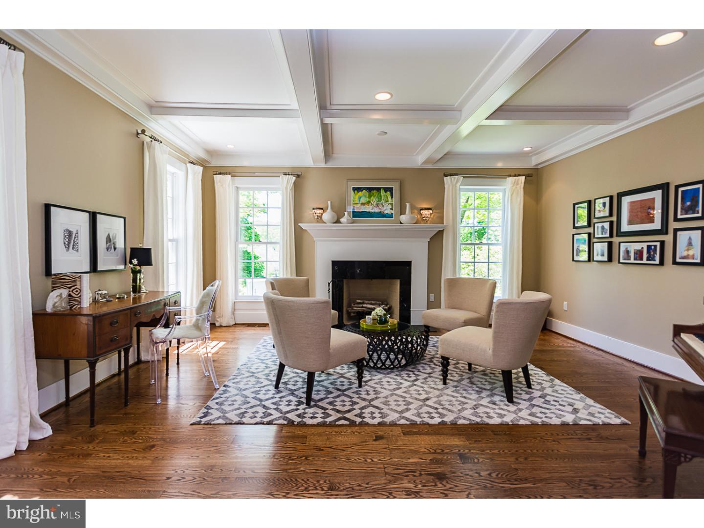 401 Inveraray Road Villanova, PA 19085 - Photo 4 of 25 Living Room