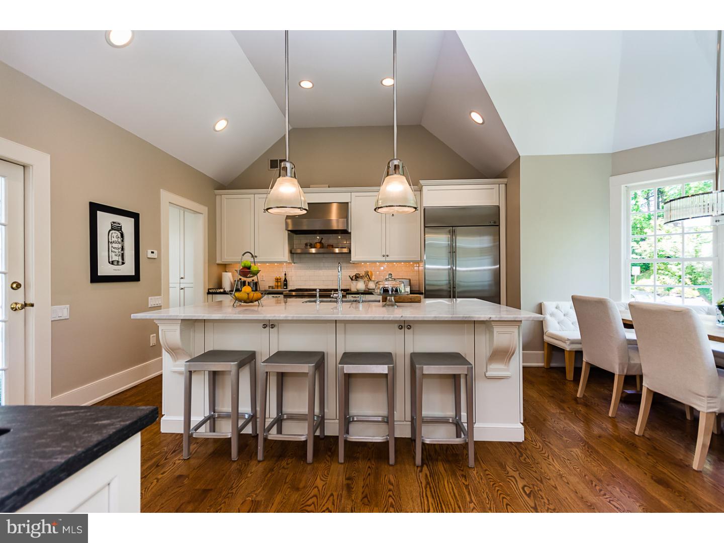 401 Inveraray Road Villanova, PA 19085 - Photo 8 of 25