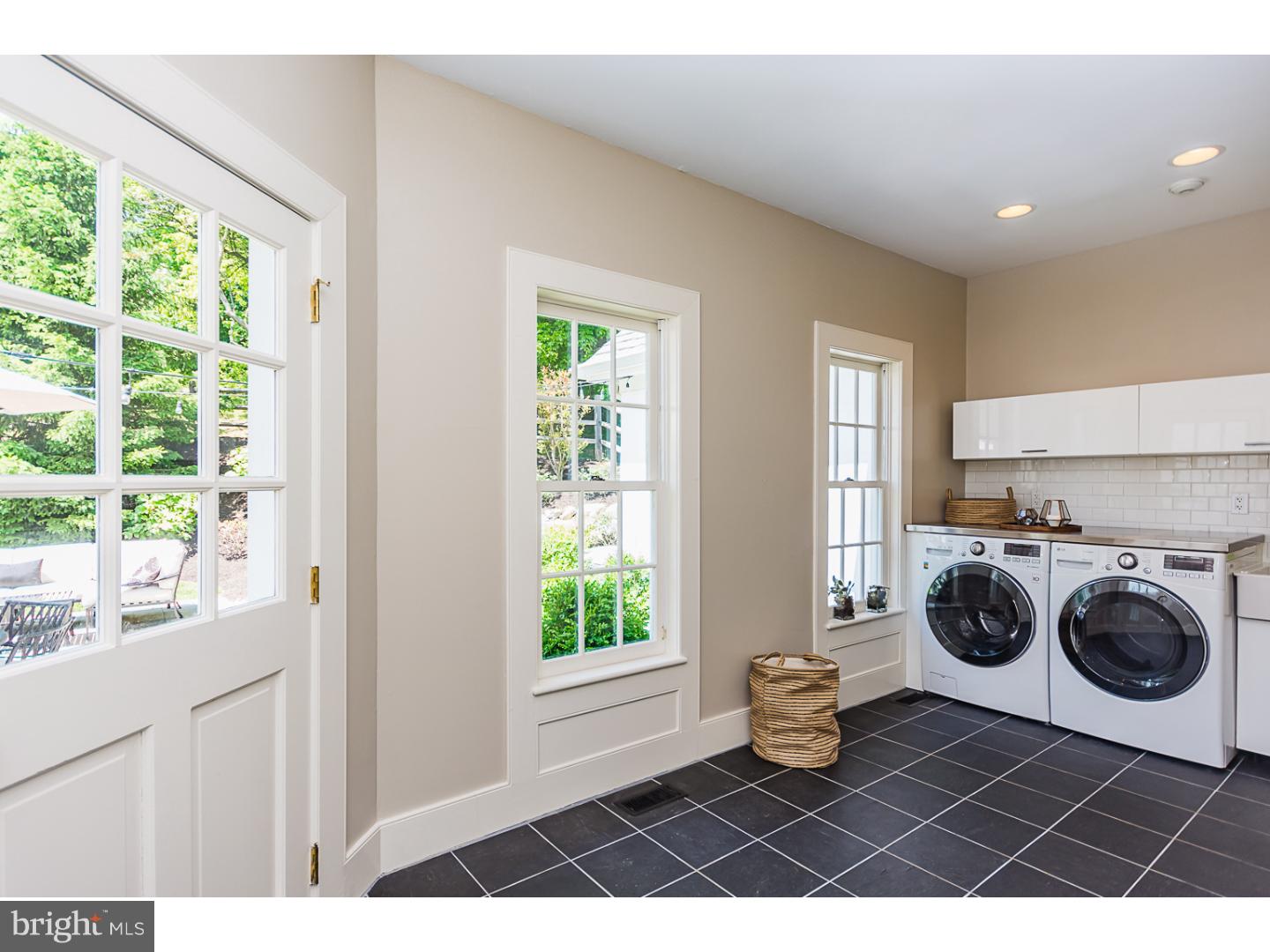 401 Inveraray Road Villanova, PA 19085 - Photo 10 of 25 Mud Room