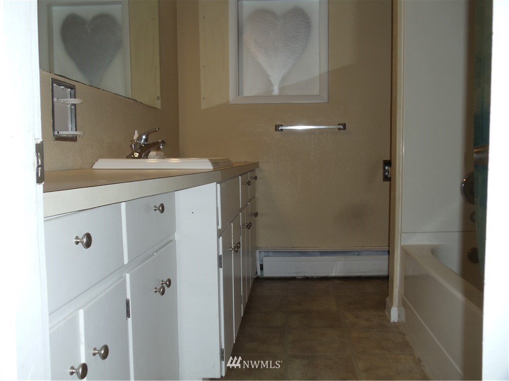 4325 Feigley Road West Port Orchard, WA 98367 - Photo 16 of 20 Gallery Image 16