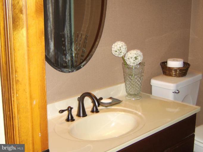 3410 Walnut Road Aberdeen, MD 21001 - Photo 29 of 30 Bath #1