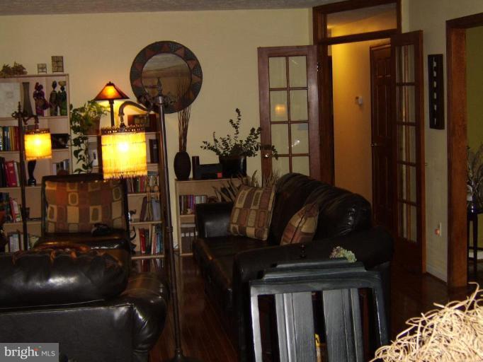 3410 Walnut Road Aberdeen, MD 21001 - Photo 8 of 30 Living Room
