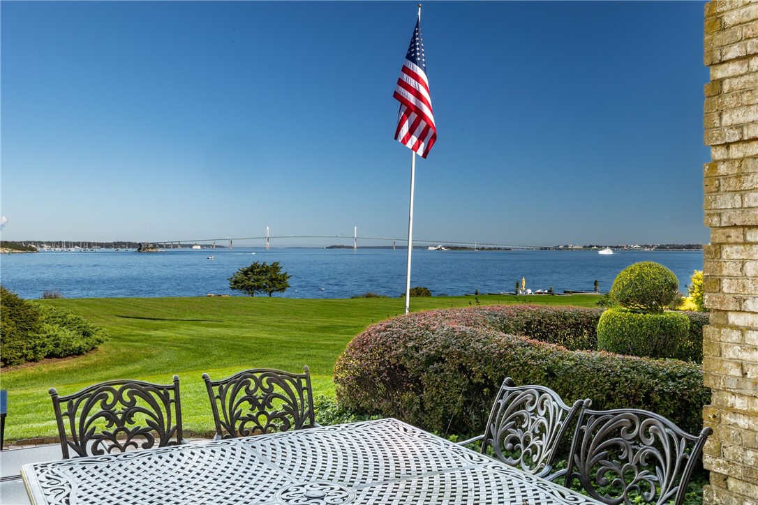 11 Ridge Road Newport, RI 02840 - Photo 18 of 38 Patio outside great room