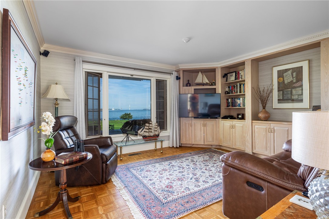 11 Ridge Road Newport, RI 02840 - Photo 20 of 38 Den