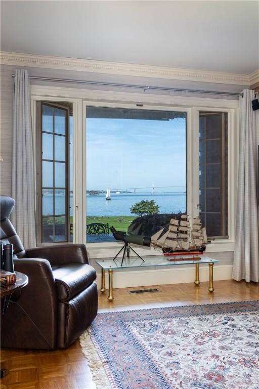 11 Ridge Road Newport, RI 02840 - Photo 21 of 38 Den view