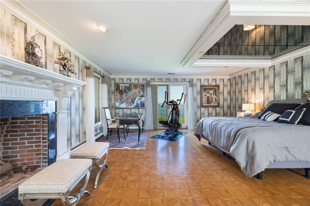 11 Ridge Road Newport, RI 02840 - Photo 24 of 38 Main bedroom