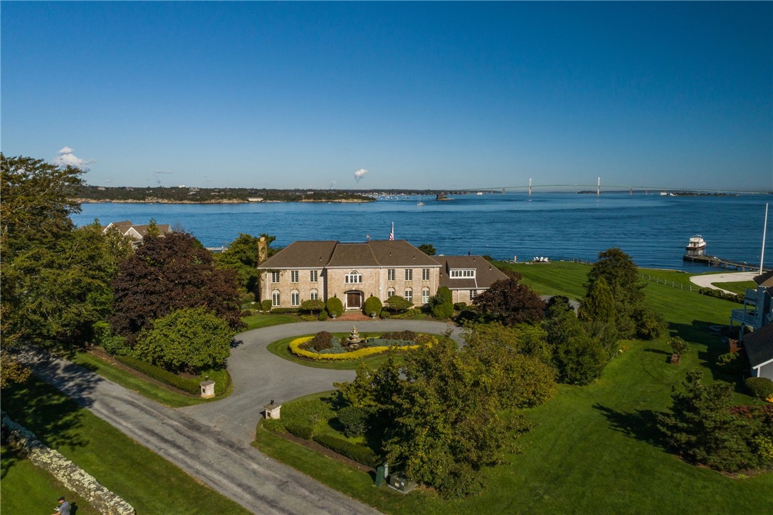 11 Ridge Road Newport, RI 02840 - Photo 3 of 38 Aerial view looking west