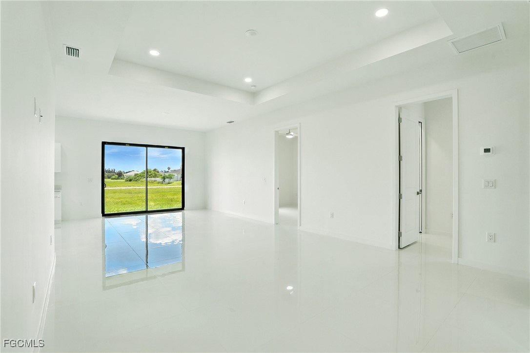 2725 Embers Parkway West Cape Coral, FL 33993 - Photo 4 of 32