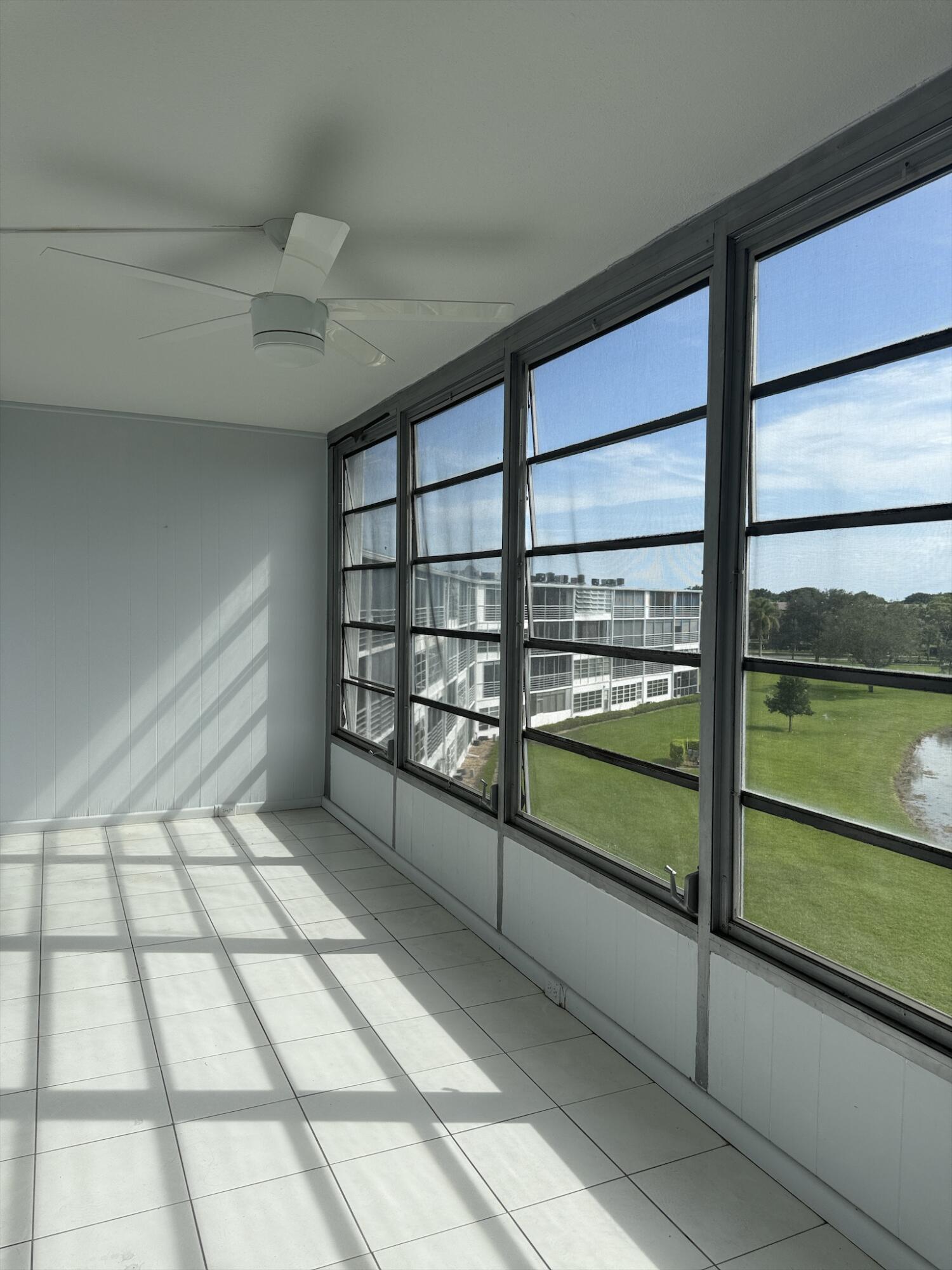 4085 Cornwall East Boca Raton, FL 33434 - Photo 15 of 15 a view of a interior of the room