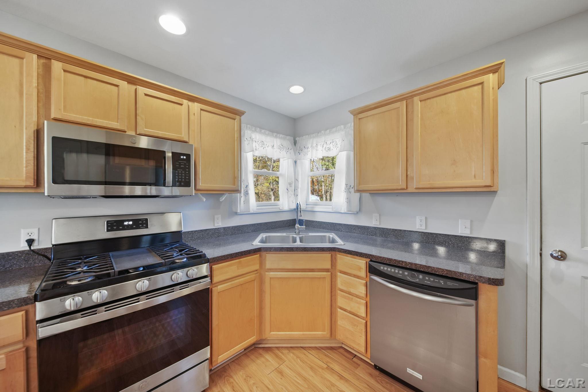 3057 Beaver Creek Road Adrian, MI 49221 - Photo 11 of 40