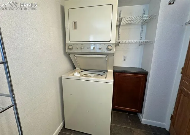 a view of washer and dryer