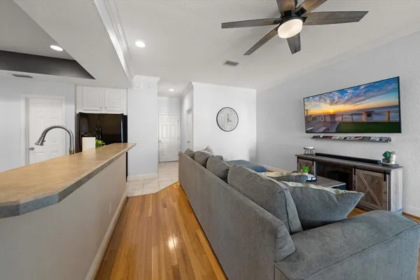 $479,000 | 251 1st Avenue Southwest, Largo, FL 33770