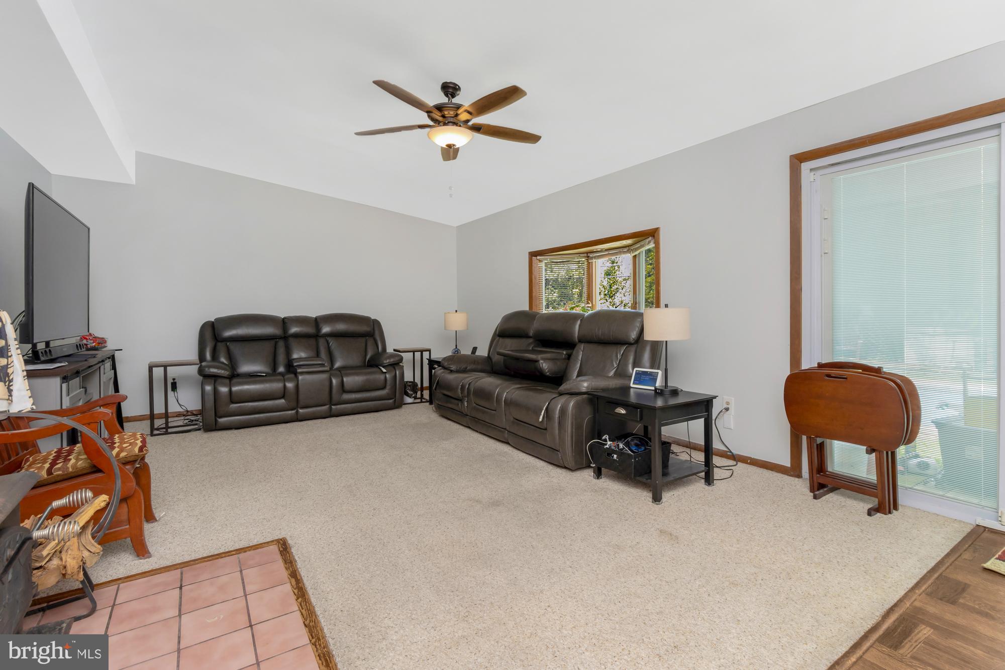 2700 Burridge Road Baltimore, MD 21234 - Photo 25 of 39 Large Family Room