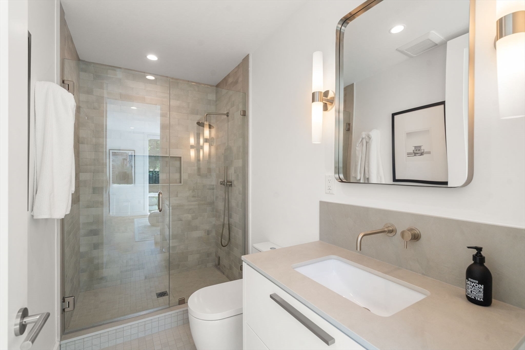 21 White Oak Road Newton, MA 02468 - Photo 26 of 42