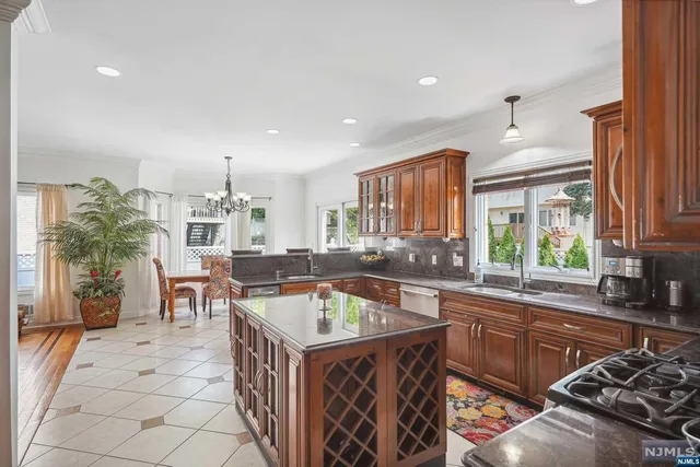 $1,888,000 | 719 Cypress Street, New Milford, NJ 07646