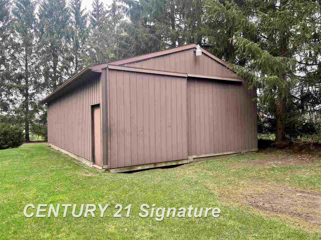 10070 Frost Road Freeland, MI 48623 - Photo 22 of 23 Gallery Image 22